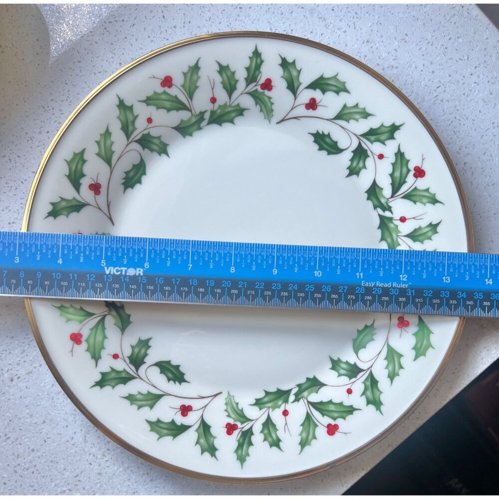 Lenox Holiday Dinner Plate 10.75" Porcelain Holly & Berry Design Gold Trim - Picture 4 of 5